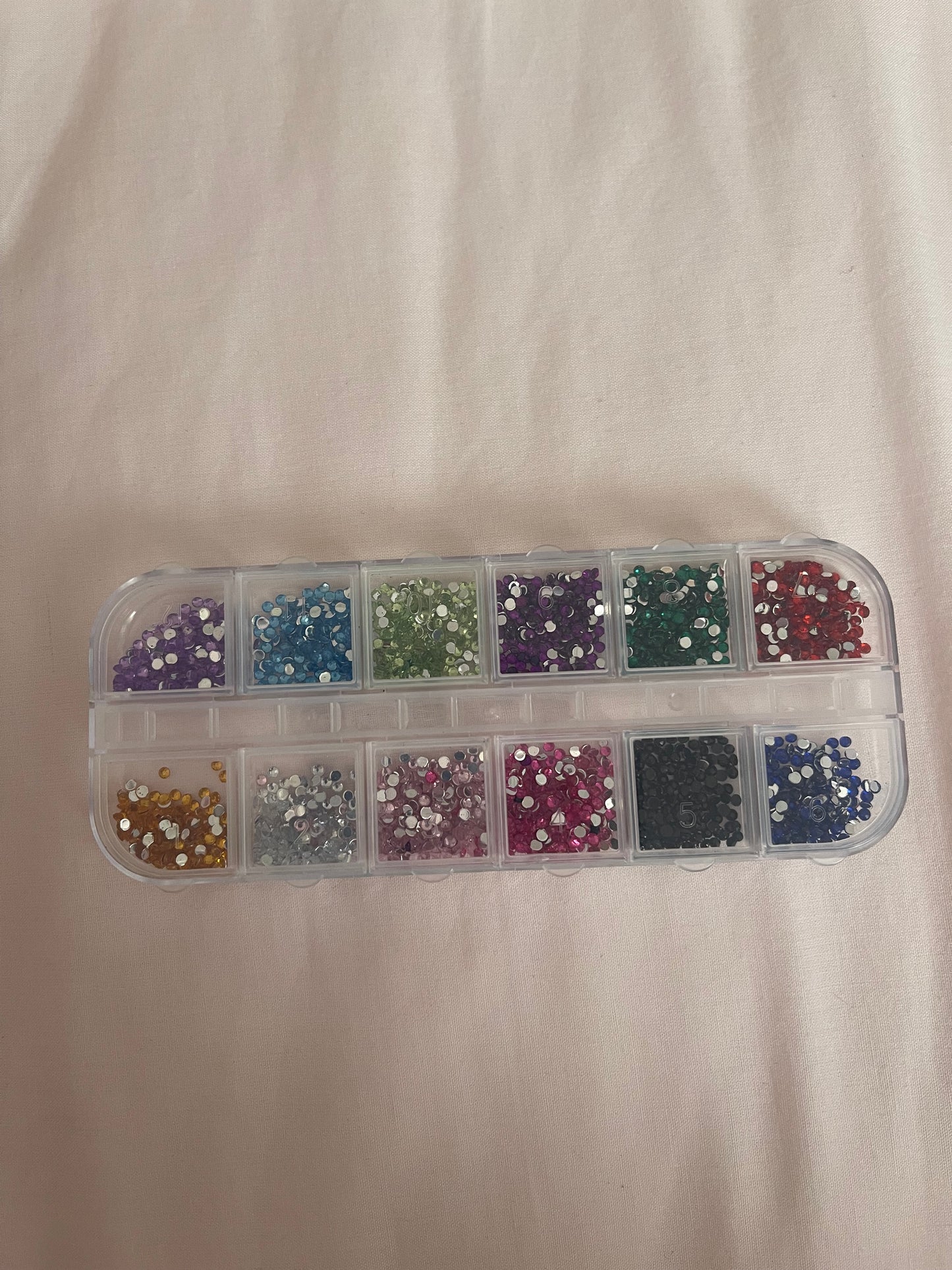 Colourful rhinestone pack